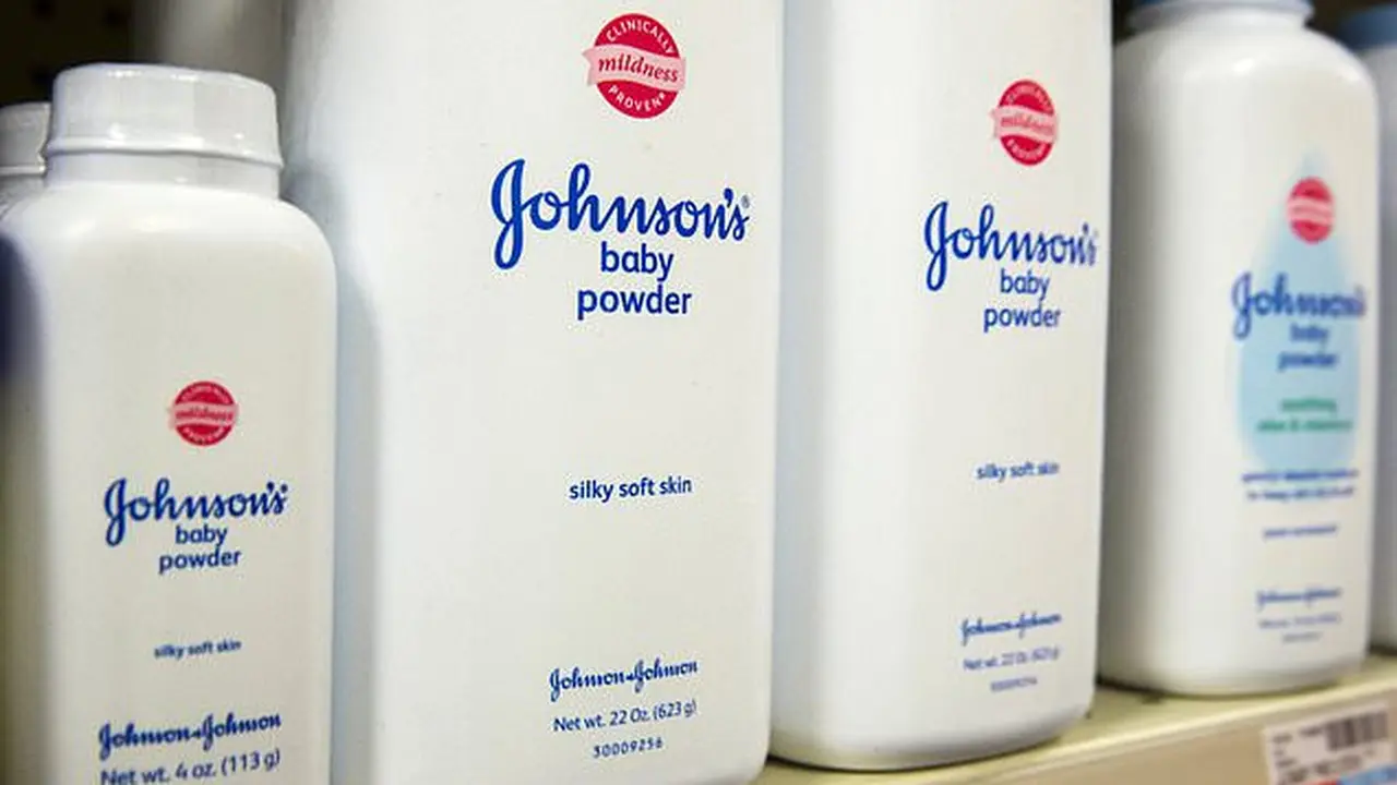 Johnson's Baby Powder