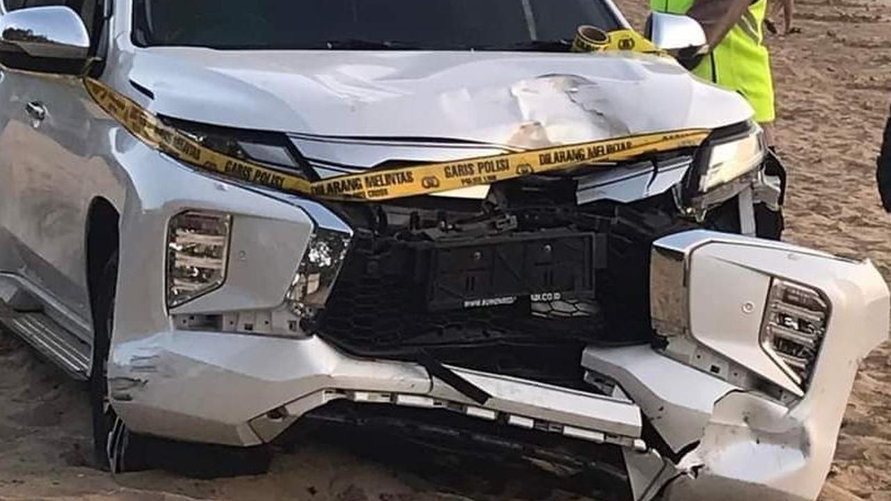 Tabrak Lari dan Sebabkan Satu Orang Tewas, Bule Mabuk Tinggalkan Mobil Pajero di Pantai Sanur