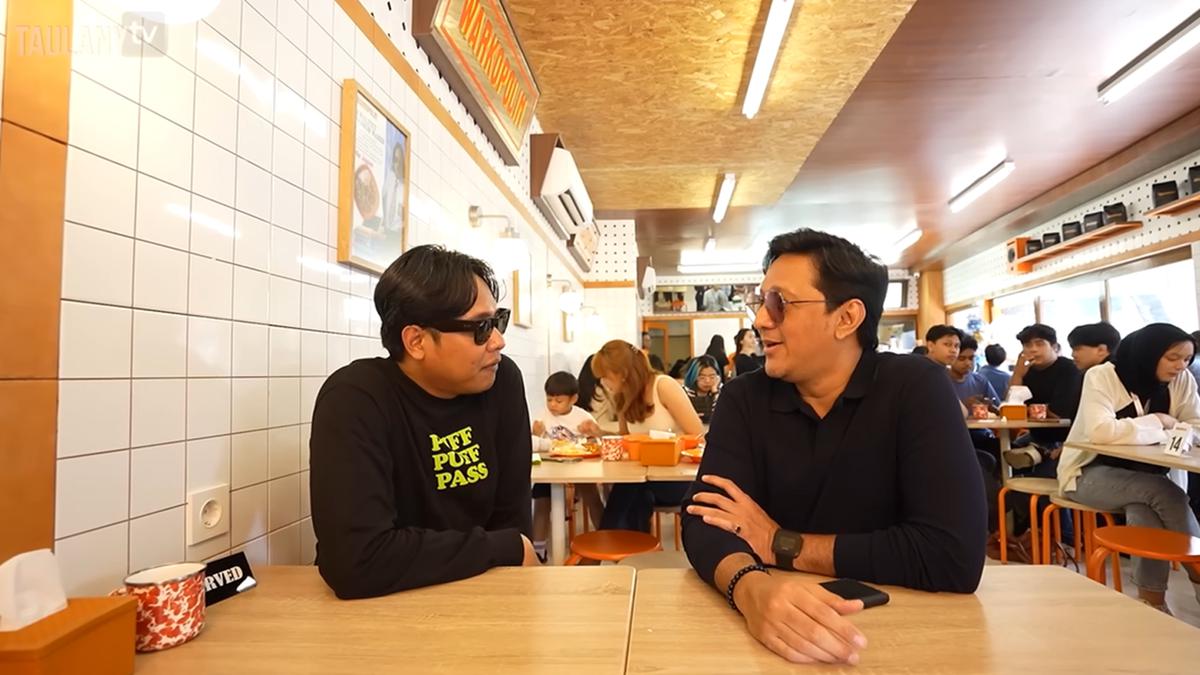 8 Potret Warung Kopi Gofar Hilman, Konsep Ruang yang Bikin Betah Berjam-Jam