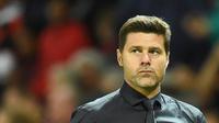 Mauricio Pochettino tercatat baru sekali menang selama menukangi Tottenham Hotspur dalam sembilan laga melawan Liverpool. (AFP/Oli Scarff)