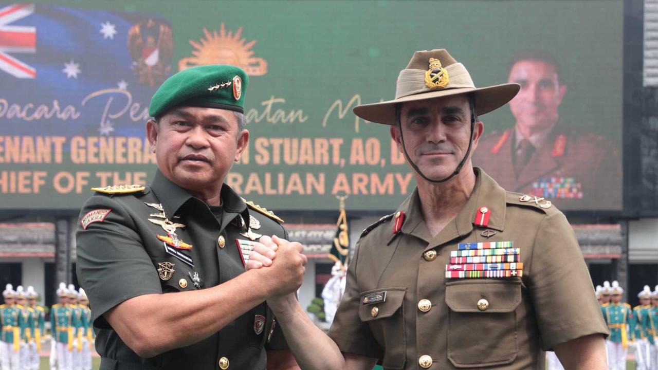 FOTO: Momen Akrab Kasad Maruli dan  Kepala Angkatan Darat Australia di Mabesad