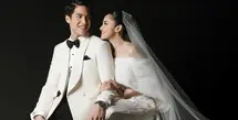 Kali ini, keduanya tampil bergaya klasik dengan sentuhan vintage bernuansa putih [@syifahadju]