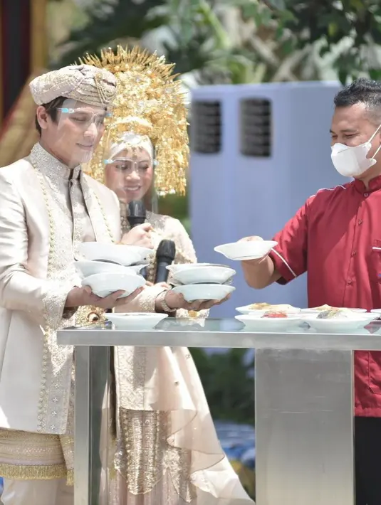 Lesty Billar dan Rizky Billar gelar Manjalang Ka Rumah Mintuo (Instagram/antv_official)