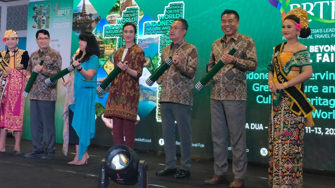 Kata Menpar soal Gelombang PHK Pekerja Pariwisata di Bali Dampak Kebijakan Efisiensi Pemerintah