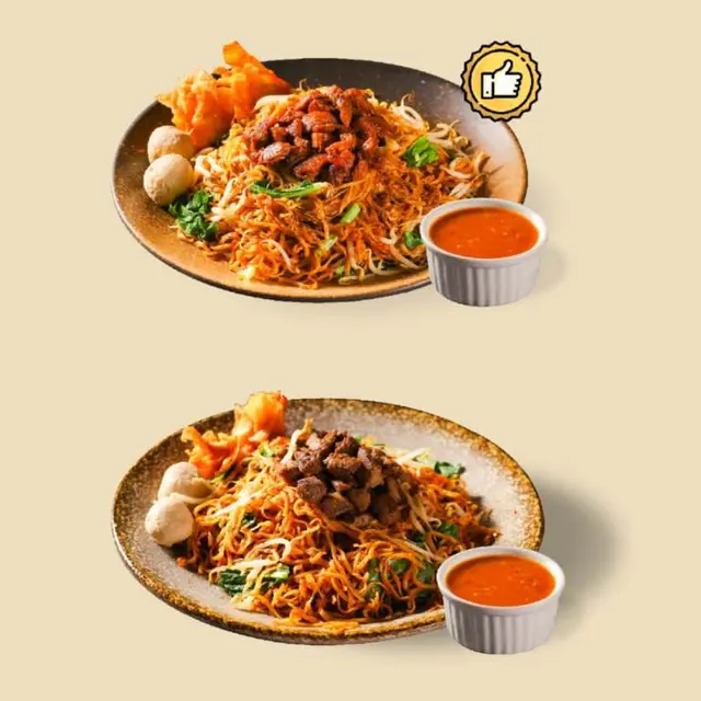 Ada Menu Porsi Jumbo di Gerai Bakmi Food Vlogger Tanboy Kun