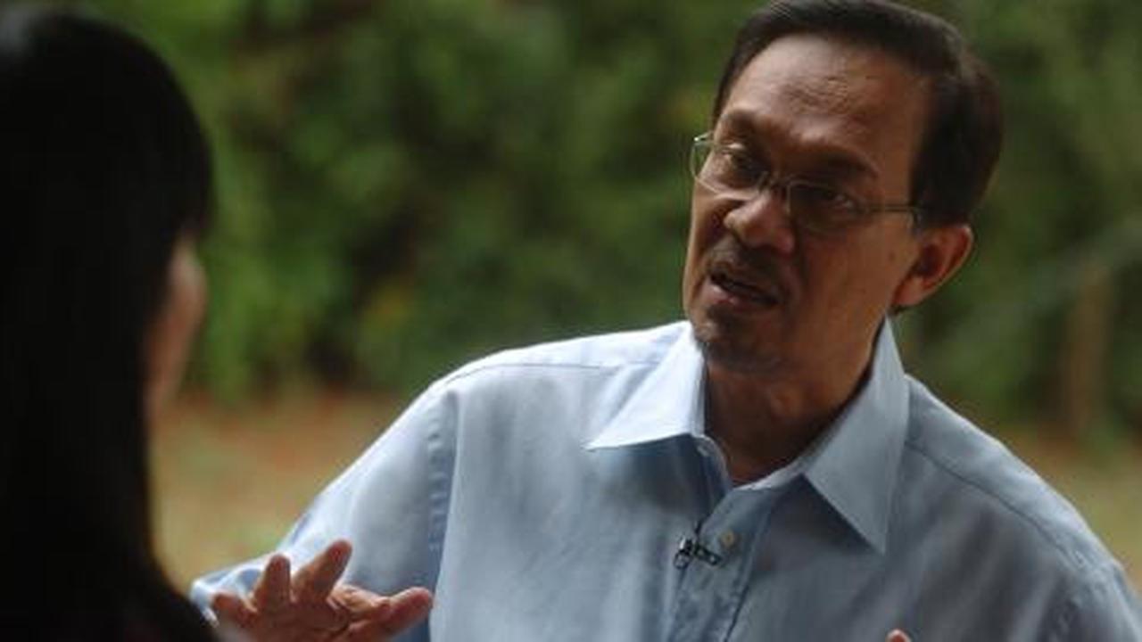 Anwar: Rakyat Malaysia tak senang Zainuddin hina Habibie 