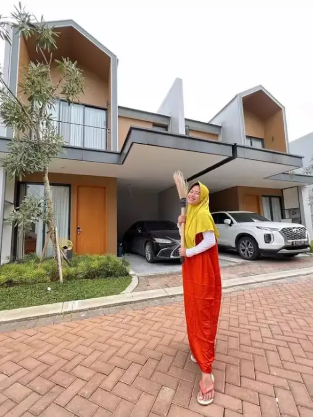 Farida Nurhan dan kediamannya (Instagram/farida.nurhan)