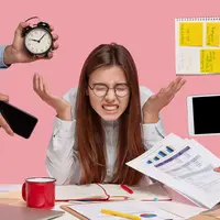 Yuk, simak penjelasan dibawah ini mengenai toxic productivity. [Dok/Freepik.com/Wayhomestudio]