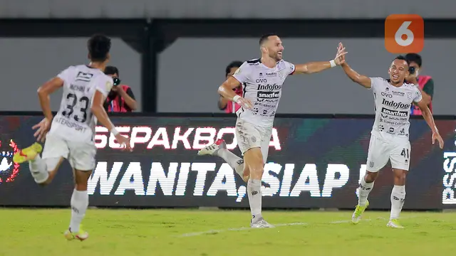 Foto: Gelar Back to Back Bali United Makin Manis dengan Kemenangan atas Persik Kediri di Laga Penutup BRI Liga 1 Musim 2021 / 2022