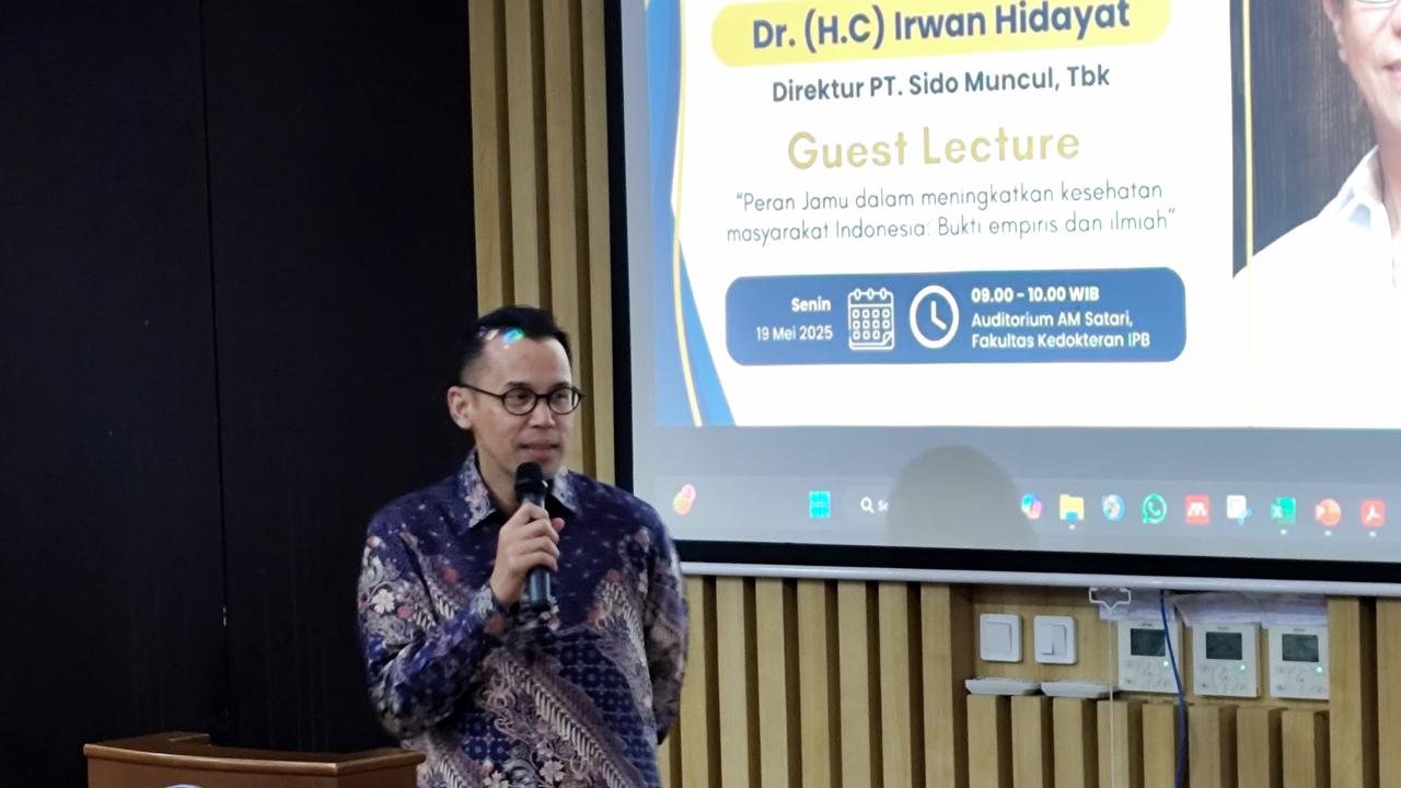 Dekan FK IPB University.