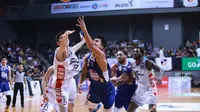 Stapac Jakarta menundukkan Satria Muda Pertamina Jakarta dengan skor 66-63 pada lanjutan IBL 2018-2019 di Britama Arena Mahaka Square Kelapa Gading Jakarta, Minggu (9/12/2018). (Media IBL)
