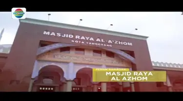 Masjid yang berlokasi di kompleks pemerintahan Kota Tangerang ini disebut-sebut memiliki kubah terbesar di Indonesia.