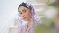 Elegan untuk Hadiri Berbagai Acara Spesial, Intip 6 Inspirasi Model Kebaya Ala Nikita Willy