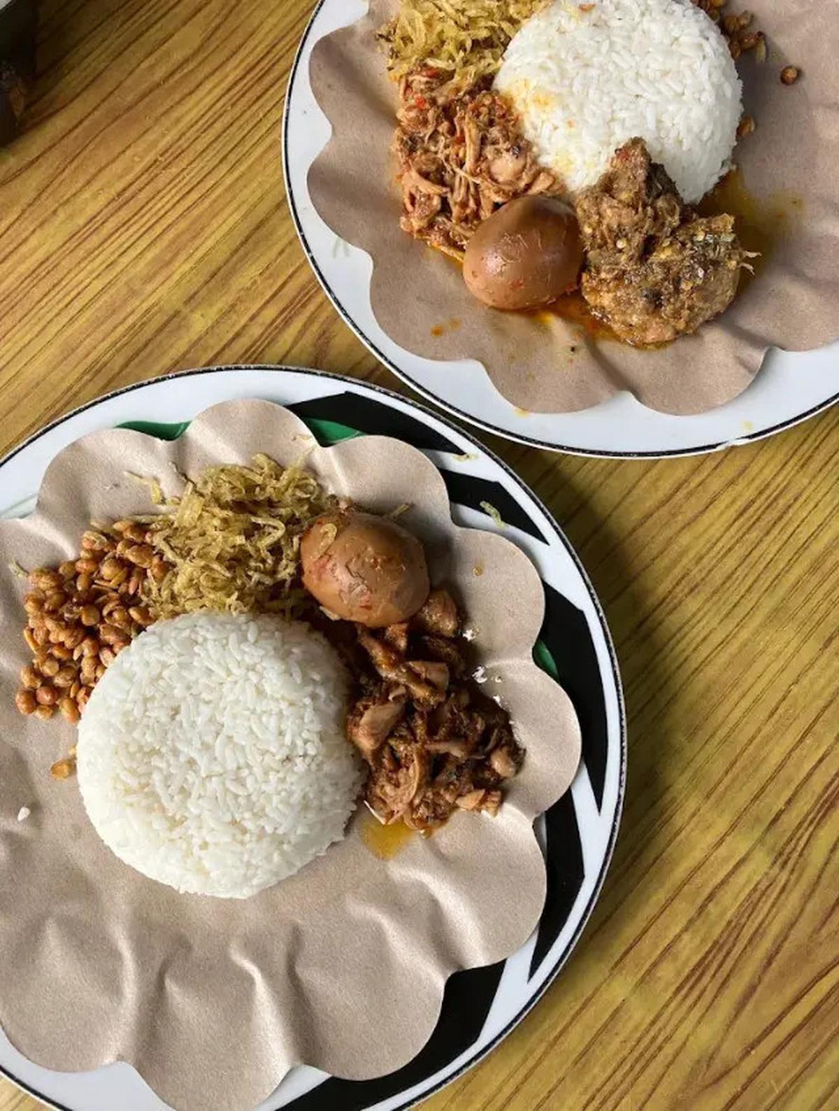 15 Rekomendasi Tempat Makan Enak di Lombok Dekat Bandara Terfavorit 2025