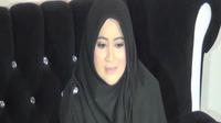 Jadi Model Video Klip, Pipik Berdakwah Lewat Musik