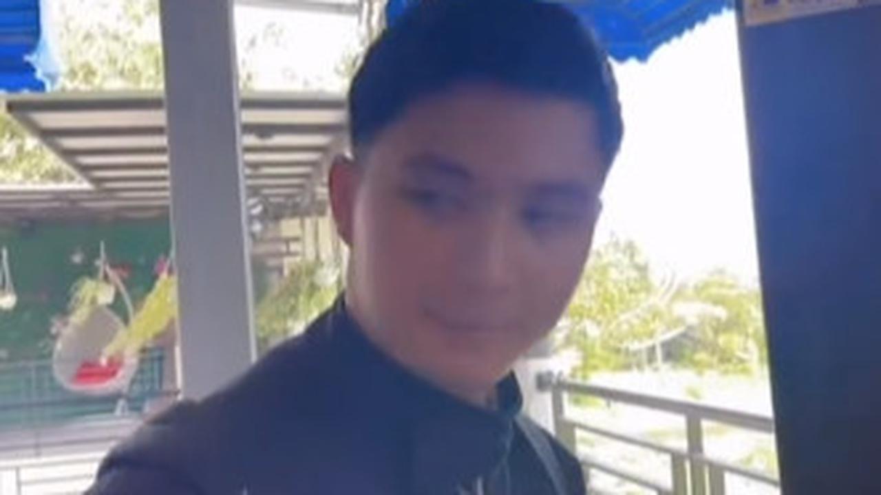 "Assalamualaikum. Bayam ada enggak?" tanyanya. <br><br>"Wa'alaikumsalam. Nah tuh, datang-datang udah nanyain apa?" ungkap sang ibu.