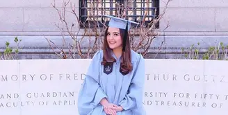 (Instagram/tasyakamila)