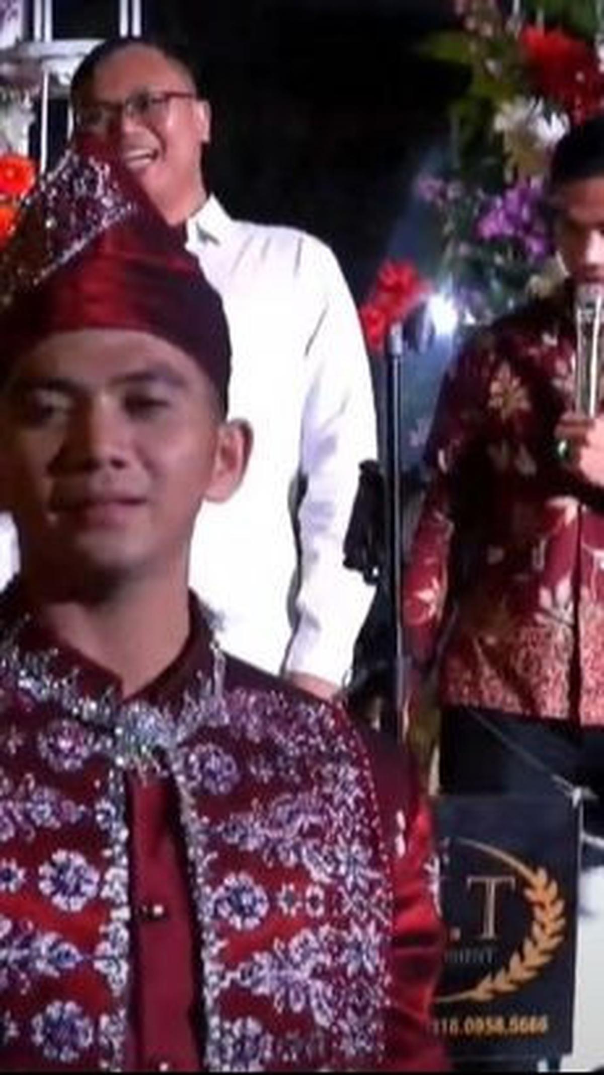 Curhatan Rizki DA