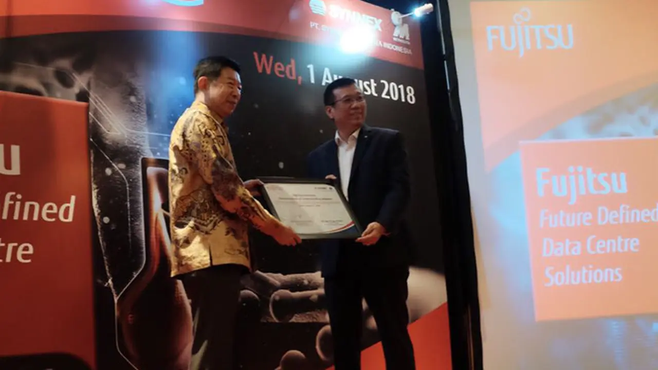 Fujitsu Indonesia menunjuk PT. Synnex Metrodata Indonesia (SMI) sebagai distributor resmi notebook besutannya.