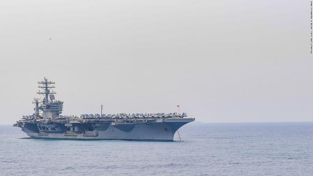 Kapal induk AS USS Nimitz di Teluk Bengal, India, saat latihan gabungan Malabar (US Navy)