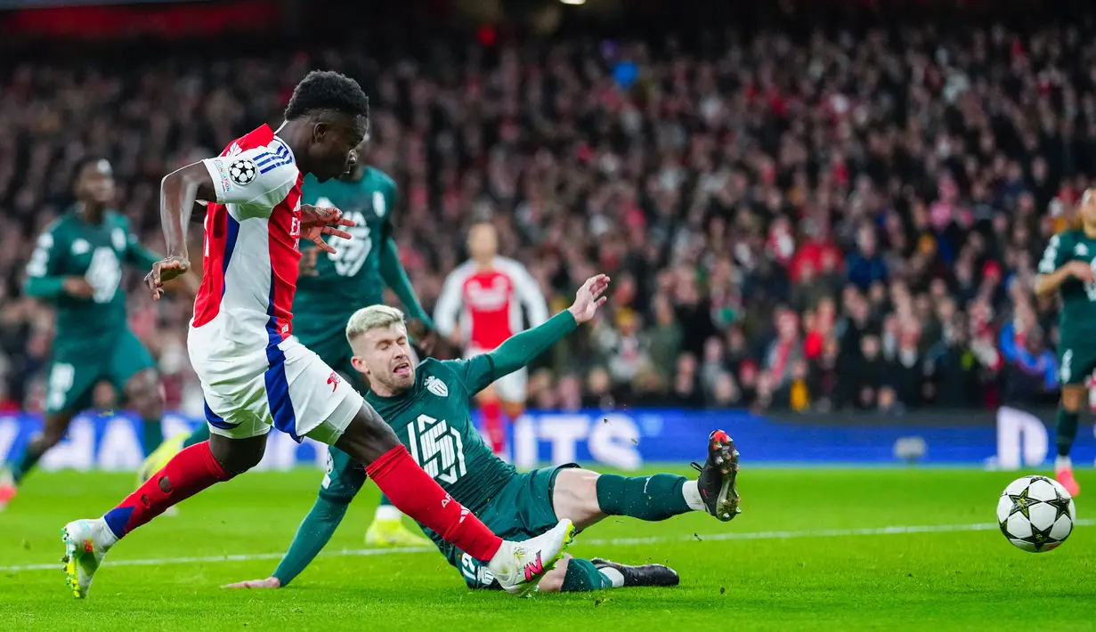 Sesuai prediksi, AS Monaco sulit mengimbangi permainan tuan rumah. Kali ini tiga gol Arsenal datang dari brace Bukayo Saka (34', 78') dan aksi Kai Havertz (88'). (AP Photo/Dave Shopland)
