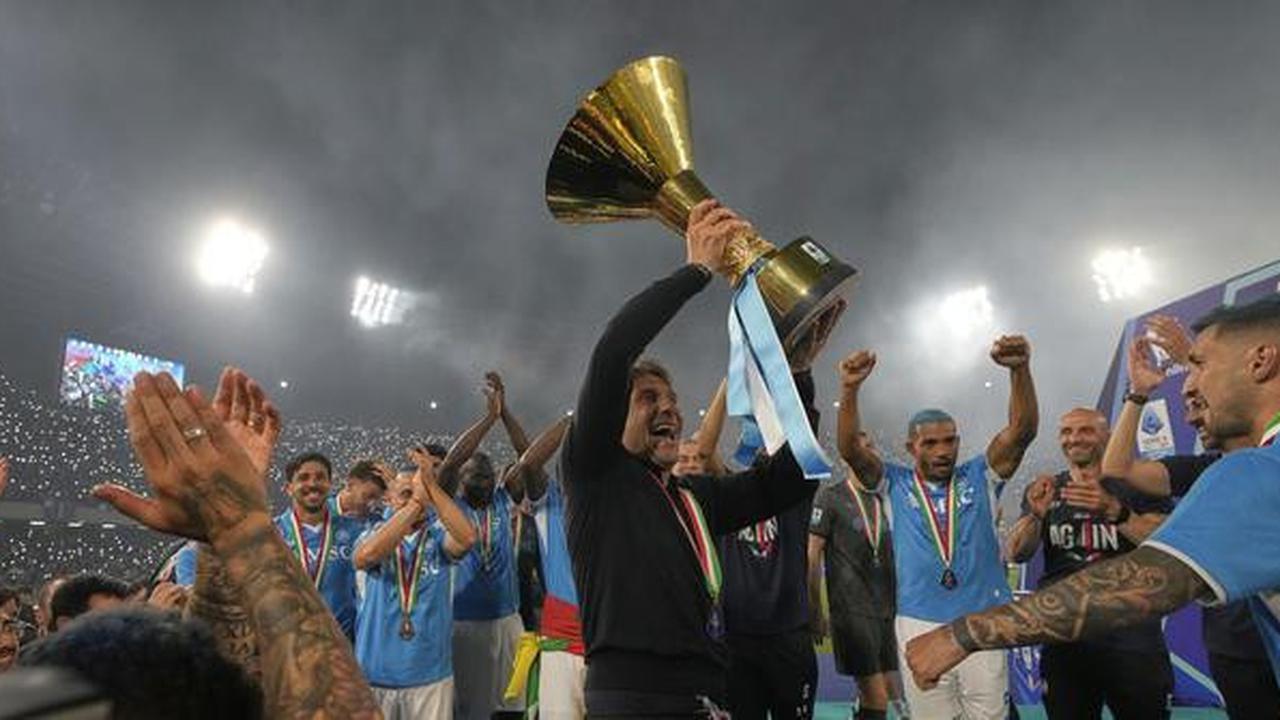 Antonio Conte Segera Tinggalkan Napoli, Merapat ke Timnas Italia?
