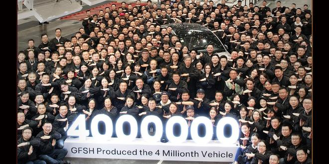 Produksi Melambat, Tesla Berhasil Cetak 4 Juta Unit di Shanghai