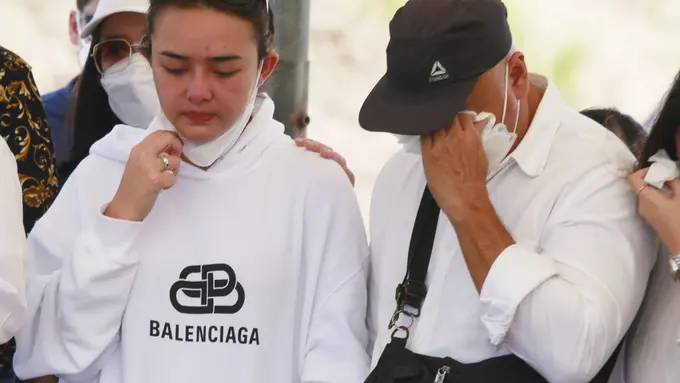 [Fimela] Pemakaman Ibunda Amanda Manopo