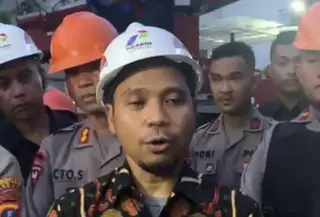PT Perusahaan Gas Negara (PGN) mengakui jaringan pipa gas di Kompleks Grand Polonia, Kecamatan Medan Polonia, Kota Medan, yang menjadi lokasi ledakan dahsyat hingga menewaskan tiga orang merupakan bagian dari jaringan milik perusahaan. (Liputan6.com/Reza Efendi)