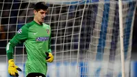 Kiper Belgia Ultimatum Chelsea