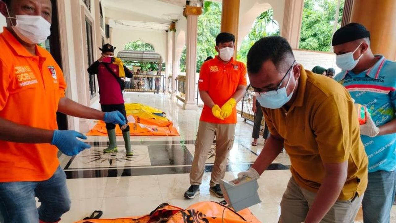Tim Gabungan Temukan 15 Korban Banjir Bandang Agam di Salareh Aia