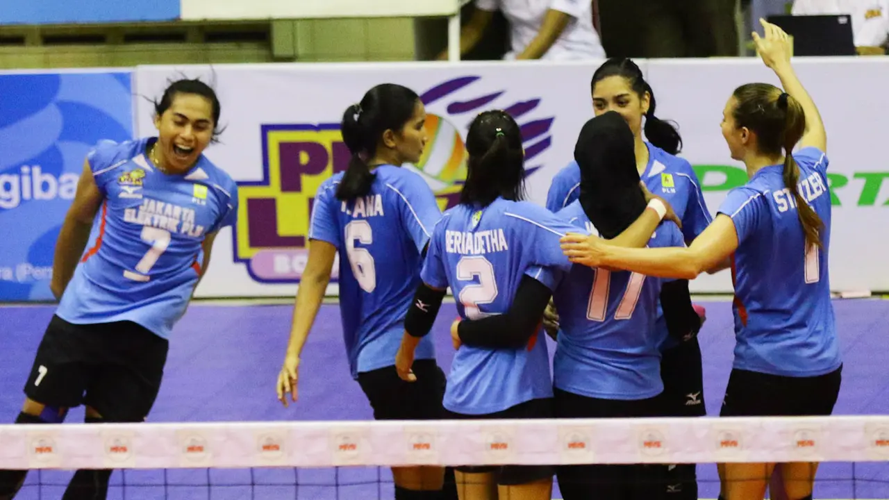Voli putri Jakarta Elektrik PLN vs Pertamina