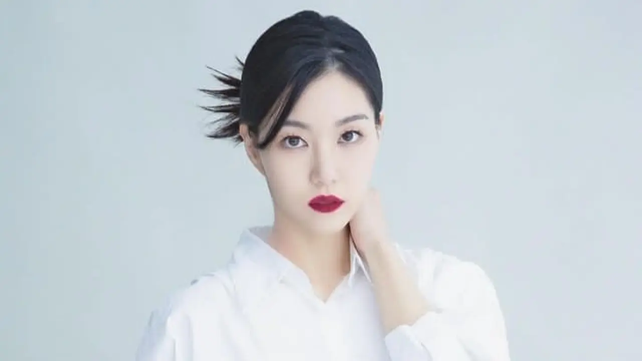 Aktris yang bermain dalam drama Korea Snowdrop, Park Soo Ryun meninggal dunia usai jatuh dari tangga rumahnya pada 11 Juni 2023. (Foto: @su.ryeon_p)