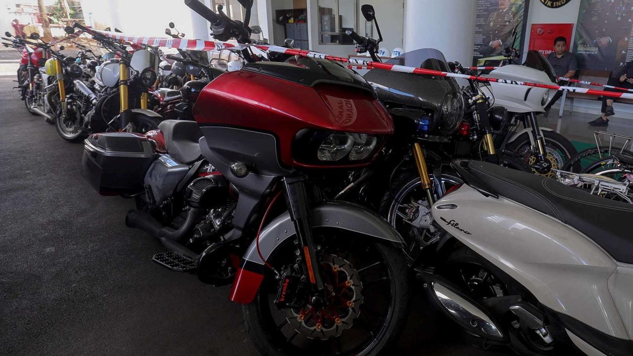 Deretan mobil mewah kasus suap hakim PN Jakarta Pusat disita Kejaksaan Agung
