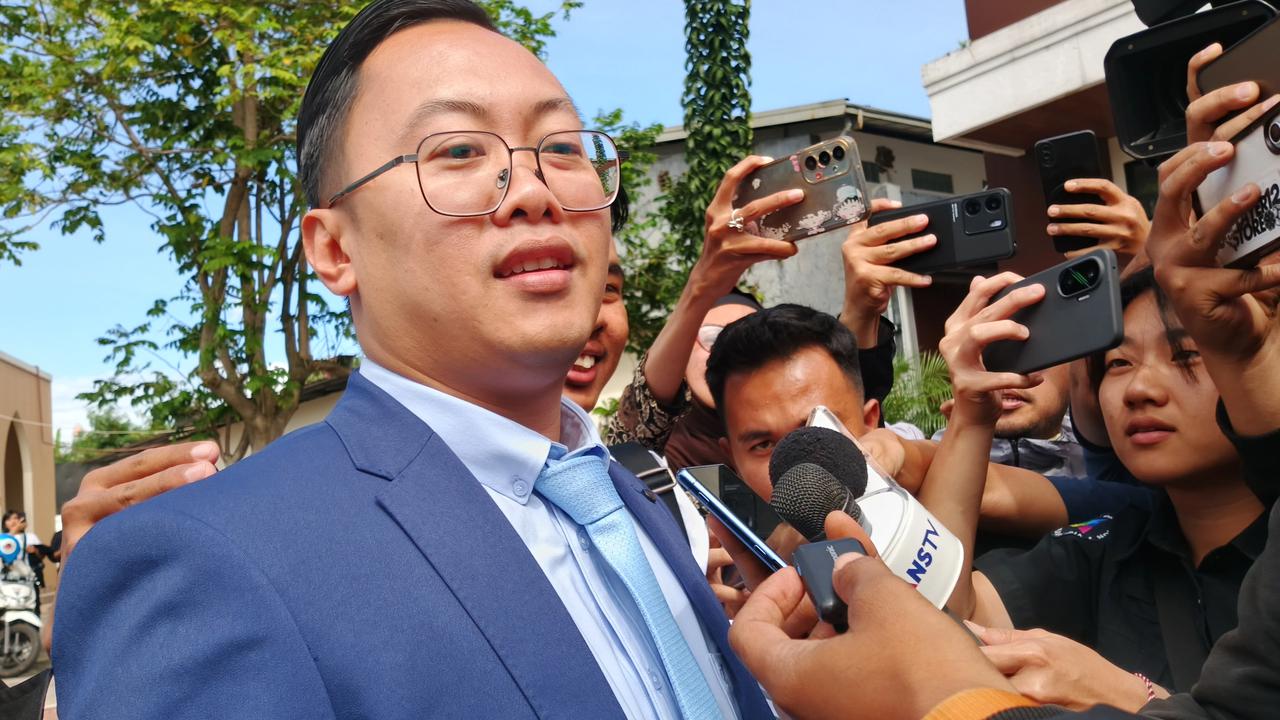 Kuasa hukum Atalia Praratya, Debi Agusfriansa