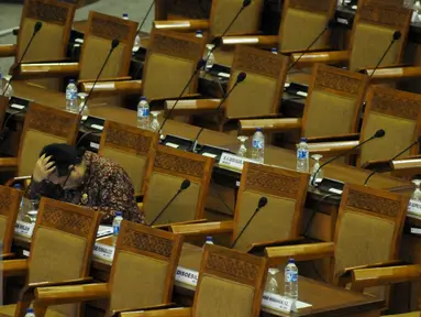 Suasana Rapat Paripurna ke-29 tahun sidang 2015-2016 DPR RI di Kompleks Parlemen, Senayan, Jakarta, Kamis (2/6/2016). (Liputan6.com/Johan Tallo)