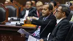 Ahli dari TKN Dokter Heru Widodo (kanan) dan Prof Edward Omar Syarief Hiariej (kiri) saat bersaksi selama sidang lanjutan sengketa Pilpres 2019 di Gedung Mahkamah Konstitusi (MK), Jakarta, Jumat (21/6/2019). (Liputan6.com/Johan Tallo)