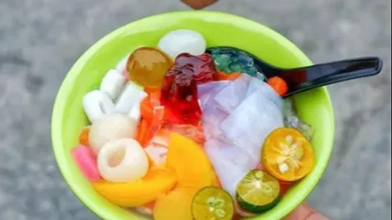1. Resep Minuman Simple: Es Campur Puding