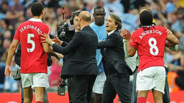 Foto: Dipanggil Kembali ke Timnas Italia, Mario Balotelli Bakal Reuni dengan Roberto Mancini saat di Gli Azzurri dan Man City
