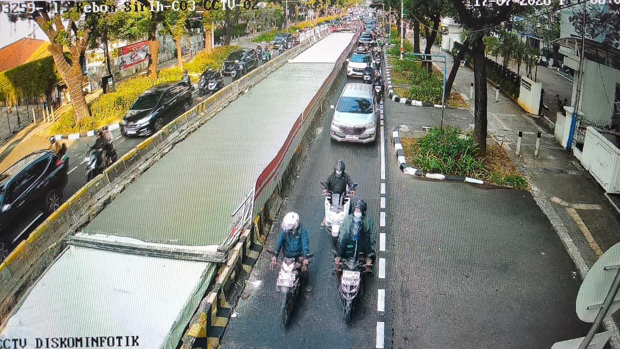 Jalan Kebon Sirih Dibongkar, Proyeknya Tak Selesai Sekaligus