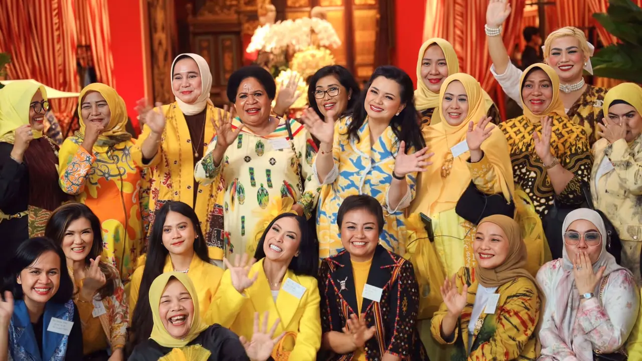 Ketua Umum Ikatan Istri Partai Golkar (IIPG) Yanti K Infandiary