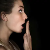 Tak cuma di mulut, rasa pedas kuga terasa saat BAB. (Foto:www.viral4real.com)