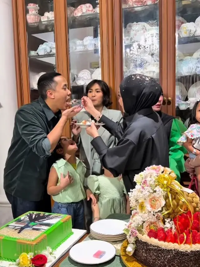 Dekorasi Acara Surprise Ultah Rieta Amilia