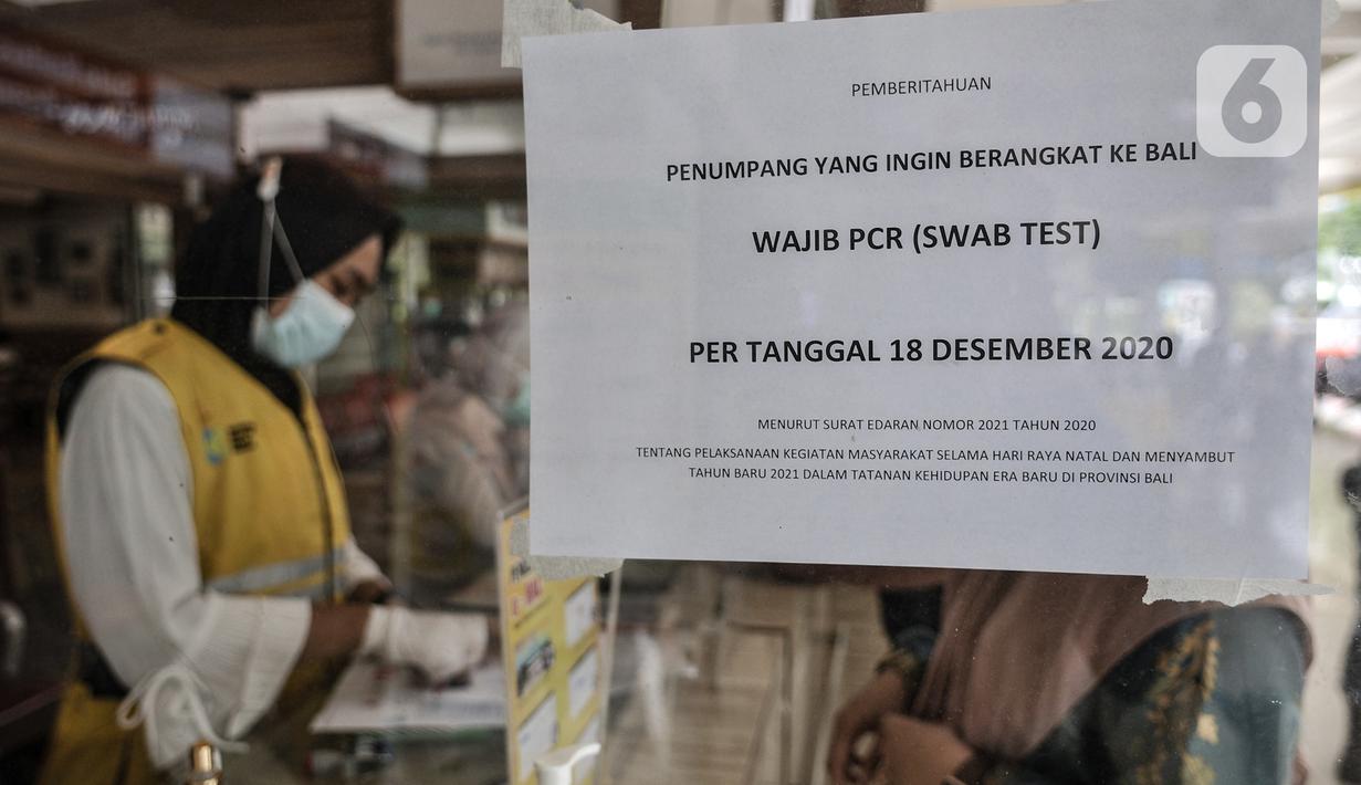 FOTO: Keluar Masuk Jakarta via Udara Wajib Rapid Test Antigen