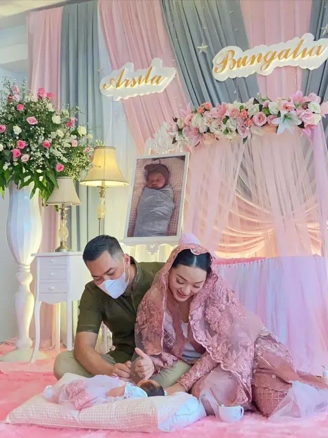 7 Momen Akikah Baby Arsila Anak Zaskia Gotik, Elegan dan Bernuansa Pink