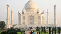 Taj Mahal. (Alamy)