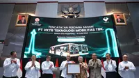 Pencatatan saham PT VKTR Teknologi Mobilitas Tbk (VKTR) di BEI pada Senin, (19/6/2023). (Foto: BEI)