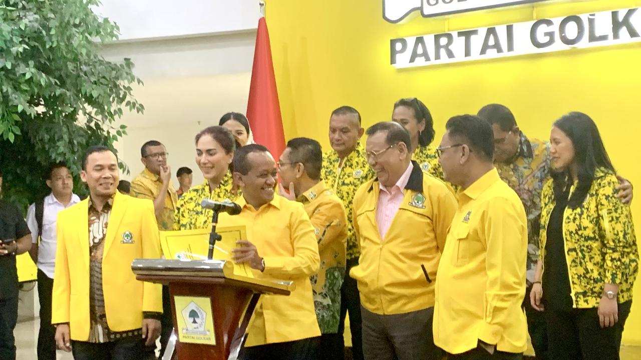 Jawaban Tegas Bahlil soal Jokowi & Gibran Tak Masuk Kepengurusan Partai Golkar