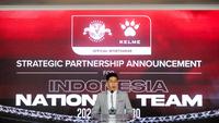 CEO Kelme Indonesia, Kevin Wijaya dalam acara peresmian kerja sama dengan PSSI di Hotel Tribrata Darmawangsa, Jakarta, Jumat (23/1/2026) (Bola.com/Bagaskara Lazaurdi)