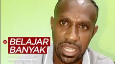 Berita video bintang Persipura Jayapura, Boaz Solossa, bicara soal pelajaran yang ia ambil dari setahun lebih pandemi Covid-19 sudah berlangsung.